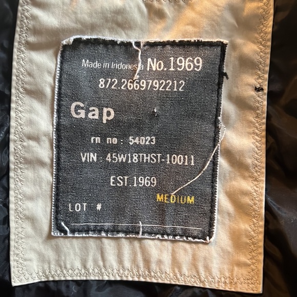 Vintage medium Bomber Jacket from GAP - Picture 2 of 2